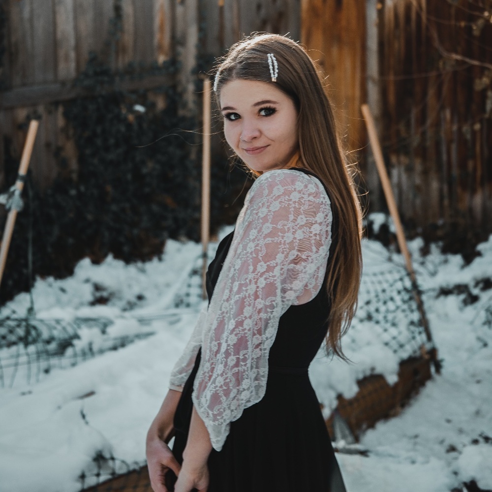 Meet your Posher, Maddie